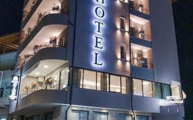 Hotel Dior